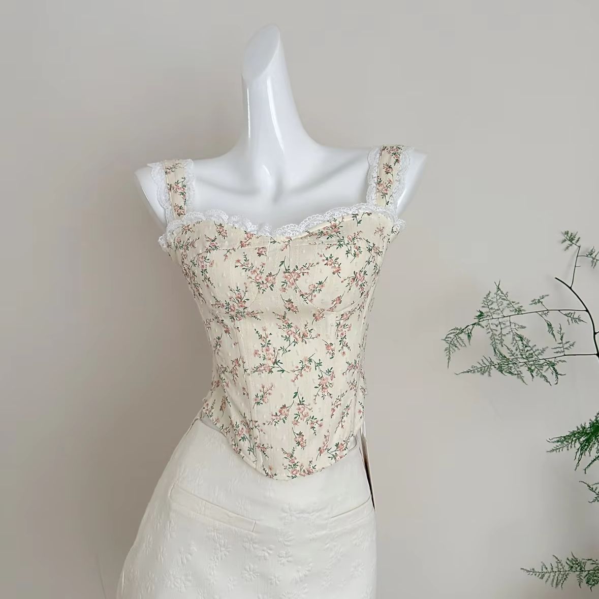 طقم تنورة نسائي من قطعتين، توب - مراجعة Asymmetric Top Women وسعره