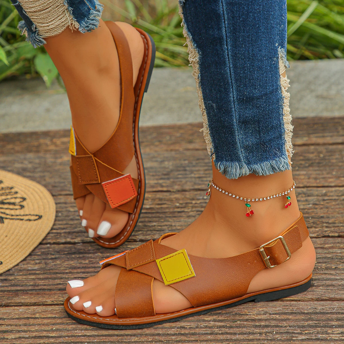 النساء الصنادل المضادة للانزلا - مراجعة Women'S Fashion Trends Summer 2025 وسعره