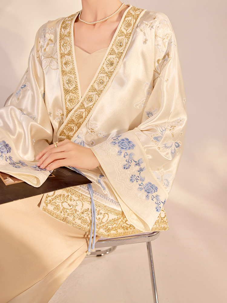 جاكيت نسائي فاخر جديد لربيع 20 - مراجعة Women Fashion Jackets وسعره