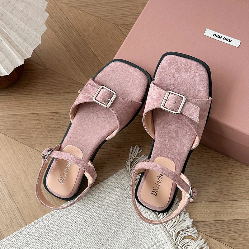 2025 جديد صندل مسطح للنساء الص - مراجعة Women'S Fashion Trends Summer 2025 وسعره