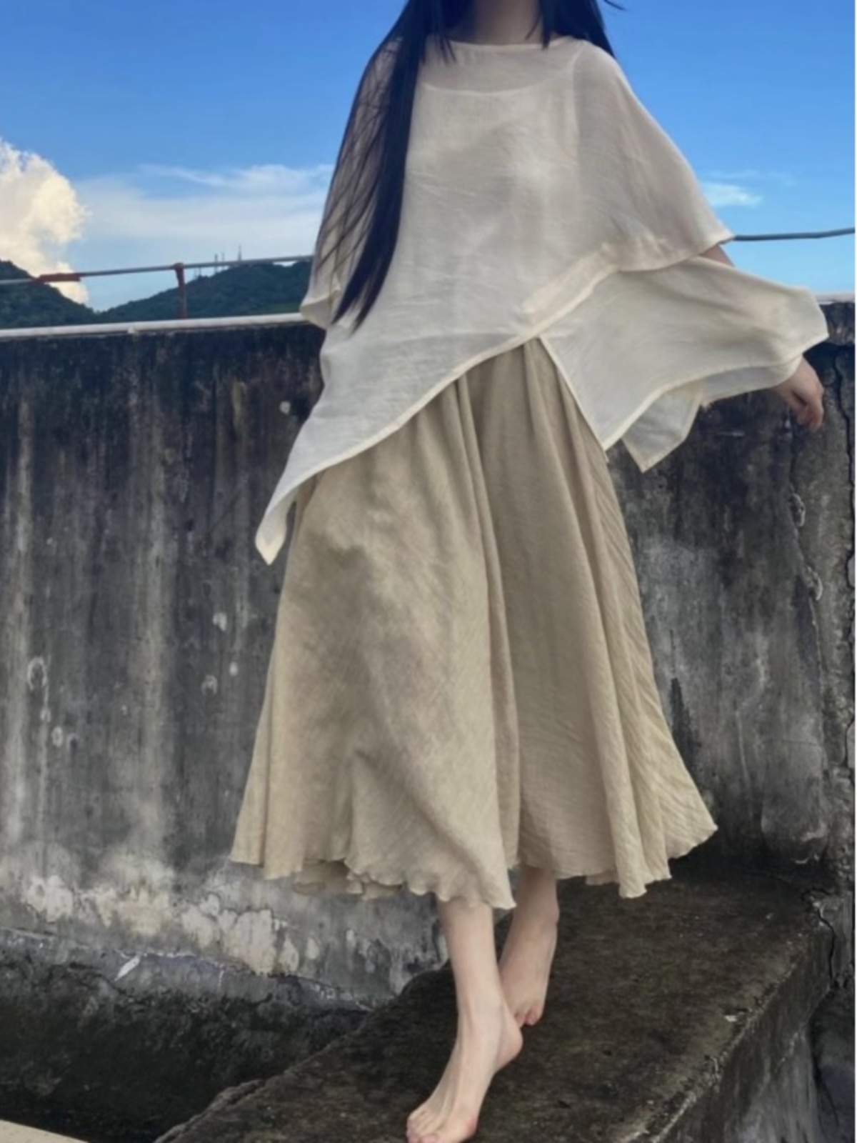 طقم تنورة فضفاضة على الطراز ال - مراجعة Asymmetric Top Women وسعره