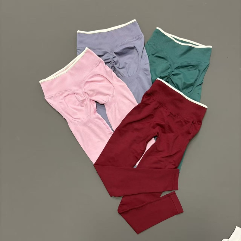 بنطلونات سكولبت سكرانش للنساء  - مراجعة High Waist Leggings وسعره
